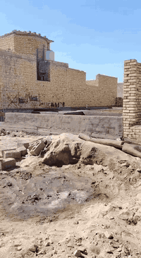 السلام عليكم بتلو زراعي شغل درجه اولى مساحه 200 متر رباط50* 40 شيش ابو ال16 كل البتلو بتلو مدفون وجاهز
المكان حي الصحفيين مقابيل الحبيليه شارع المختار يبعد عن شارع العام تقريبآ 200متر واصله خدمات ماي كهرباء والمجاري بالباب ومشموله بالتبليط شوراع 10 متر سبيس.. السعر 60وبي مجال بسيط للاستفسار الاتصال على الرقم ***********
