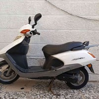 دراجة سبيسي كهرباياتها كلها شغالة محرك ما مفتوح نص هندر تايرات زوج جدد...