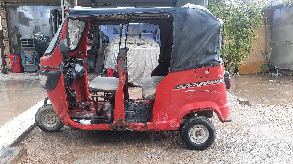 نقص جاملغ أمامي 
تكتك كامله موديل 2019
*********** بغداد, العراق
