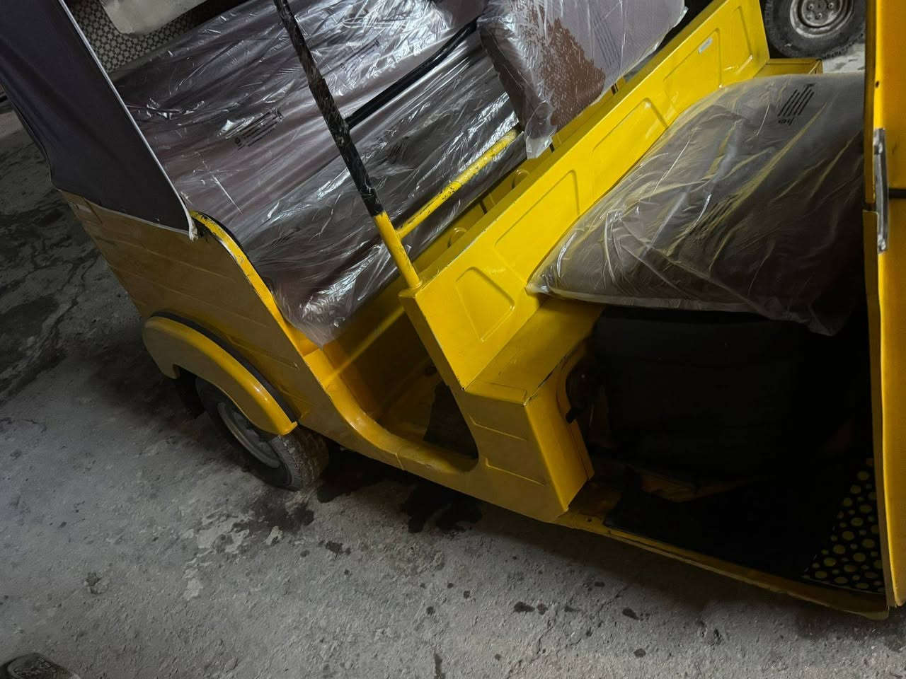 سلام عليكم تكتك البيع 2020شهر 11رقم وسنويه بغداد بس دواسات معمره مكينه لاه تنقيص وله تبخير مكفوله ***********
