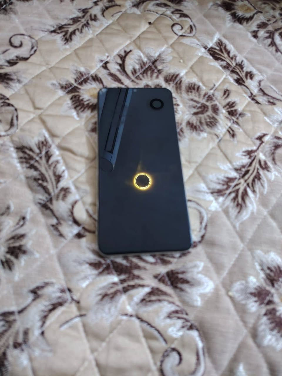 سلام عليكم
ريلمي c53، 
ذاكرة 128 رام 8
البطارية 5000 تدعم 33w
حجم الشاشة 6.6

الدقة+FHD (1080×2408 بكسل)،
دقة الكامرة الخلفية 50 ميجا بكسل
والامامية 8 ميجا بكسل 
جهاز نضيف اخذتة بشهر الرابع صار شهرين
الملحقات فقط الكارتونة الشاحنة نسيتها يم سايق تكسي 
سبب البيع طالب سادس اريد اشتري ملازم 
السعر 120 بية مجال بسيط
مكاني بغداد 
للستفسار *********** فقط واتساب
