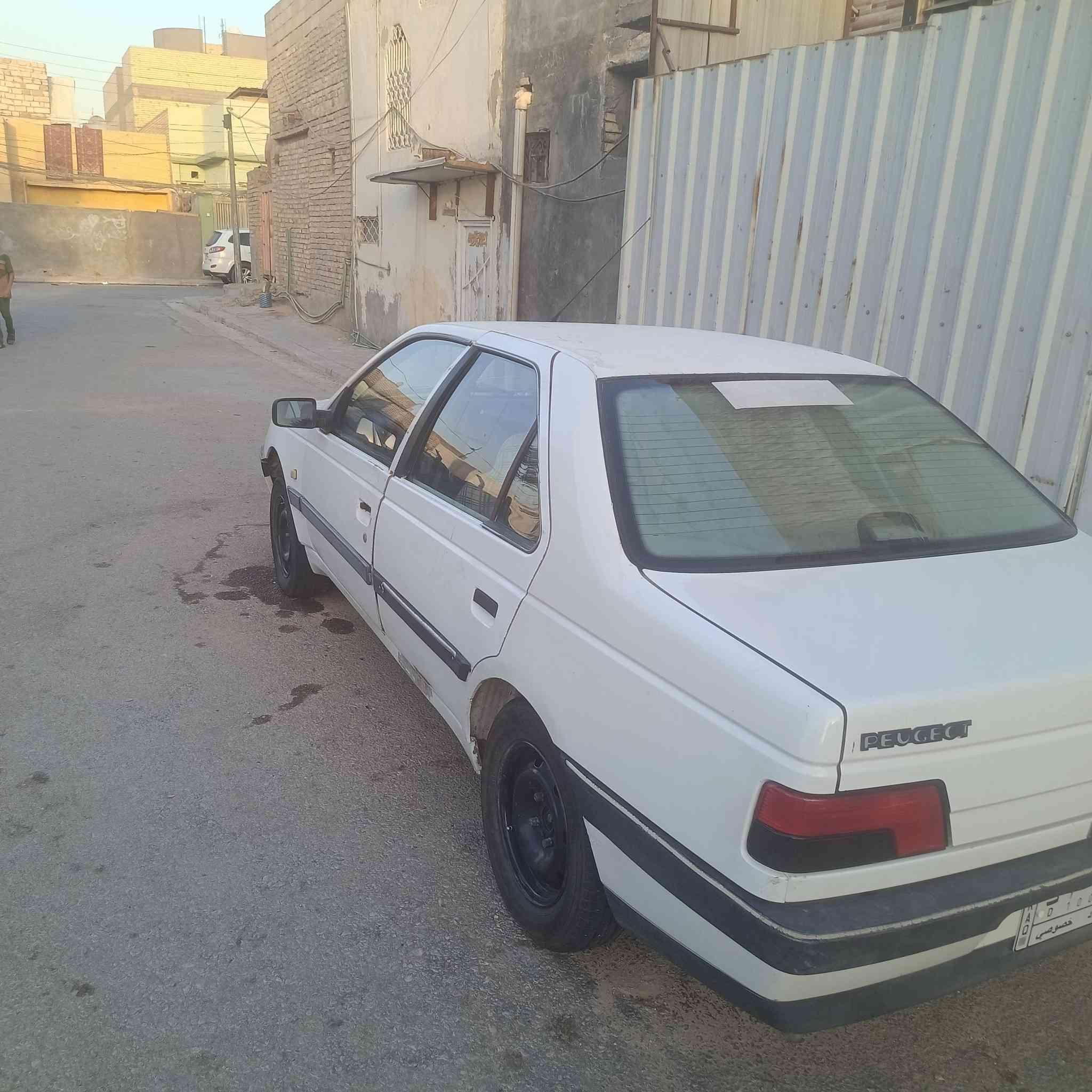 بيجو للبيع 405موديل 2009 محرك يعبر دهن بيه كور جديد السعر 25ورقه وبيه مجال للاستفسار  الاتصال على الرقم ‏‪***********‬‏
