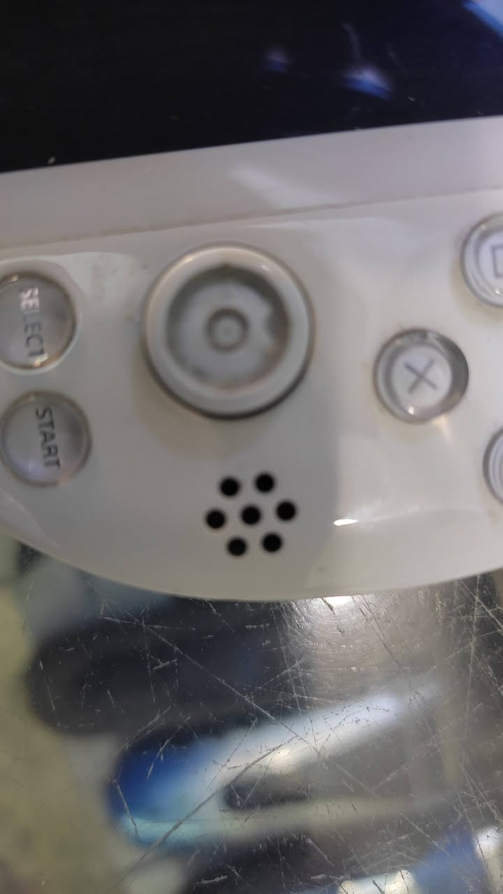 السلام عليكم
جهاز فيتا سلم ما مهكر جهاز وجنطة وكيبل شحن نظافة 85بالمية 
عيبة اللاستيكات مال الكويرة ممسوحة 
للبيع 170الف


**إذا كنت صاحب هذا الإعلان وتريد حذفه لأي سبب، رجاءا أرسل رسالة إلى الدعم الفني**