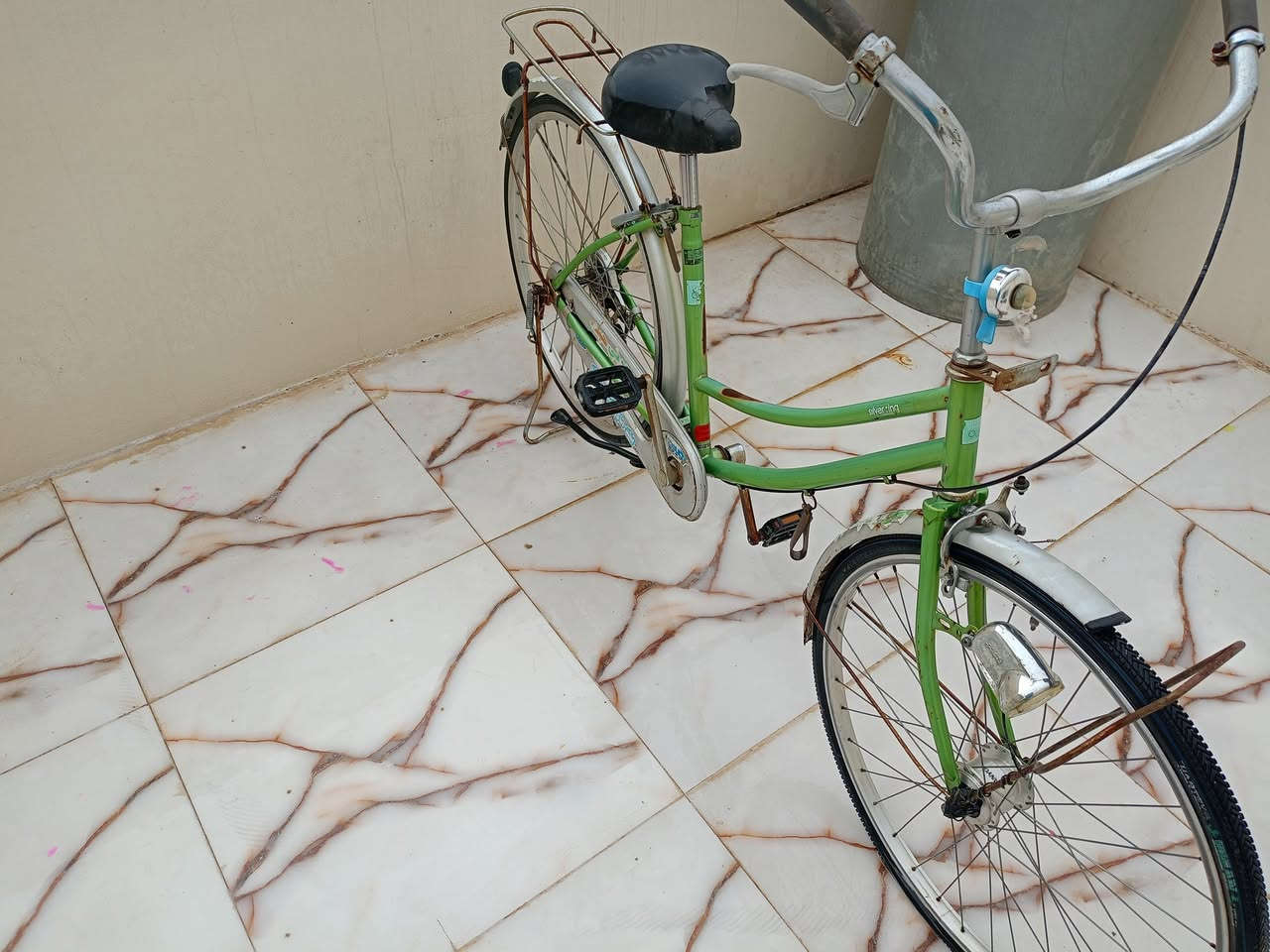 لبيع ياباني حجم 26 بي حساس نضيف كلش بس من ورا مطر مزنجر اشويا سعر 85 عنوان كركوك/***********
