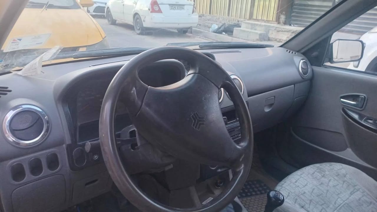 سلام عليكم ورحمة سياره سايبه موديل ٢٠١٢  اتصال علا *********** مكان بغداد
