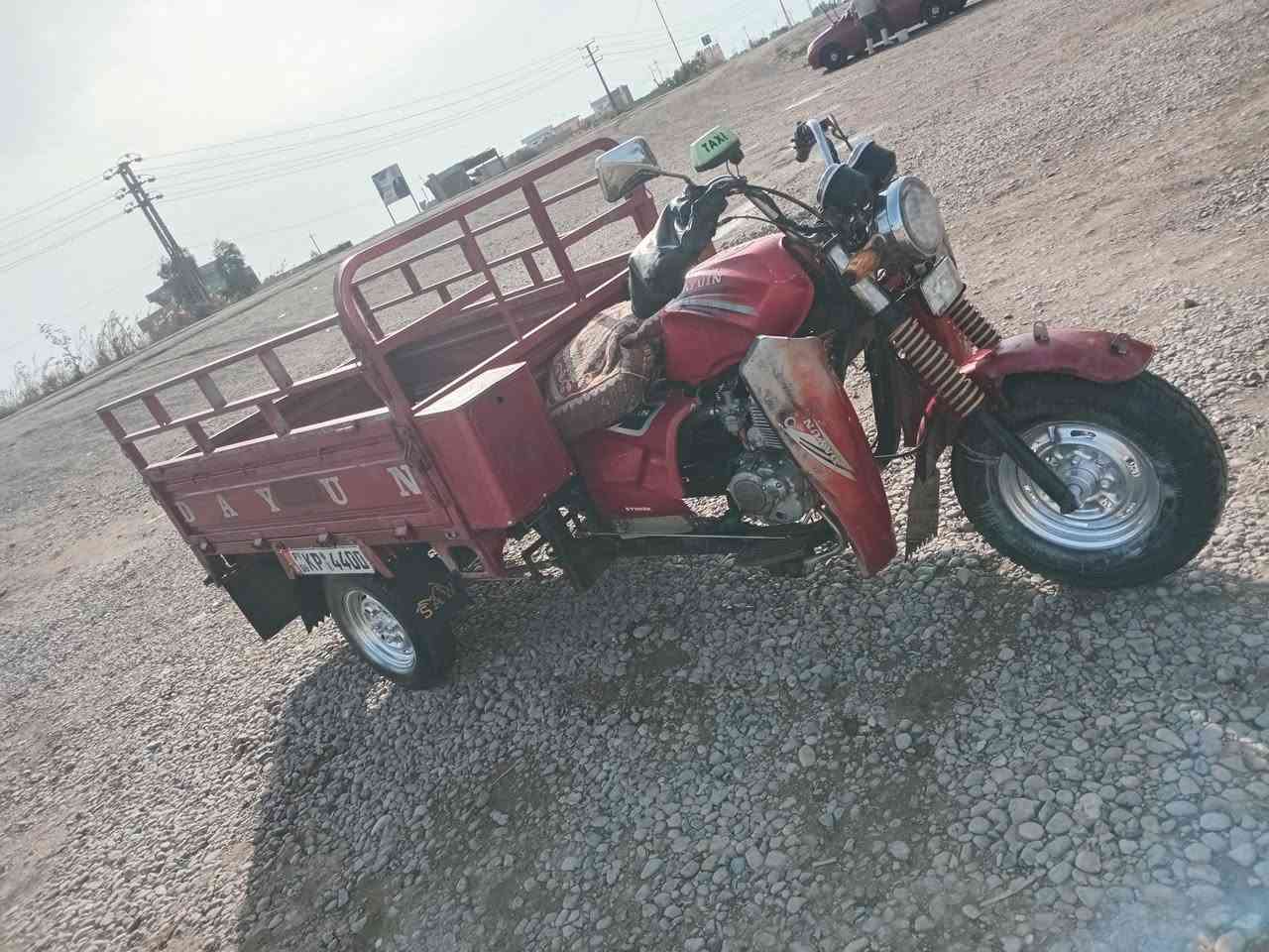 ستوته دايوان موديل ١٥
مكفوله من الحيم
اوراق بيها ٤ اصليات
شغاله سلف هندر محرك خير من الله لا تنقيص ولا نضوح
عنوان شهربان جسر مهروت
***********
