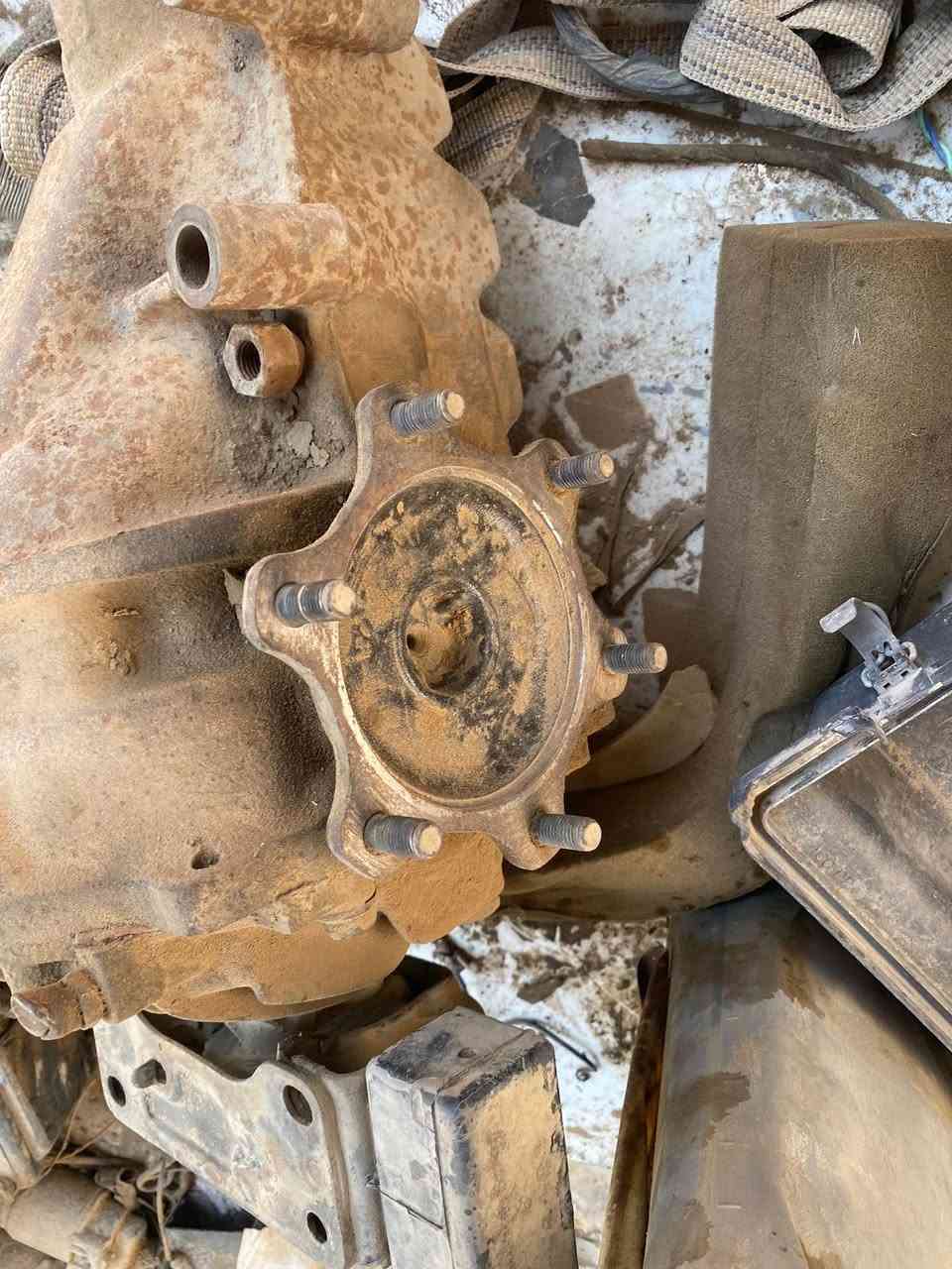 السلام عليكم اكسن بطه /هارتوب مكفول جديد 150 الف  مكاني حله طريق النجف مقابل الامام بكر (ع) ***********

