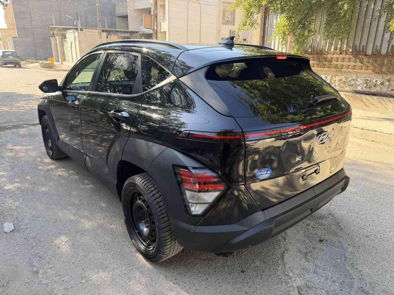 كونا 2024 دخول جديد محرك 2000 دوش منفيست بأسمي مواصفاتها (بصمه _ تشغيل عن بعد _ سايد بريك دگمه _ تدفئه بالكشنات _  تدفئه بالستيرن _ مانع انزلاق _ رادارات امامي وخلفي وجانبي _ اشاير بالمري _ فول تحكمات بالستيرن _ شاشه كار بلي متصله _ كاميرا خلفيه دواره _ اوتو هولد ) (((للبيع فقط على هذا الوضع بدون لوحات)))
السعر ؛ 126$
العنوان : بغداد 
***********
