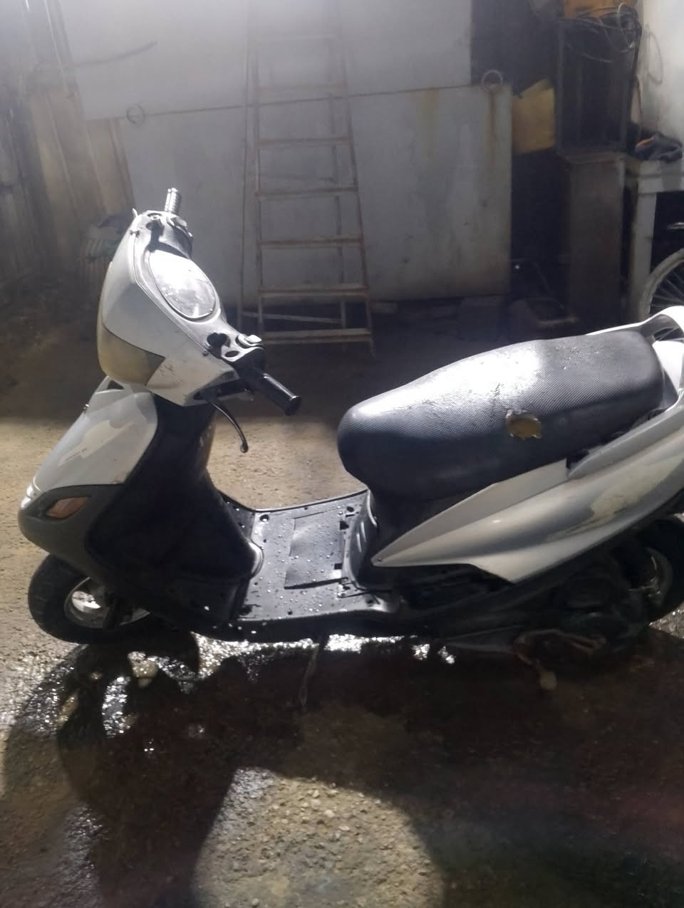 ماكس 140 شغالة وجاهزه السعر 275 مكان بغداد وره سيطره الشعب القديمه ***********
