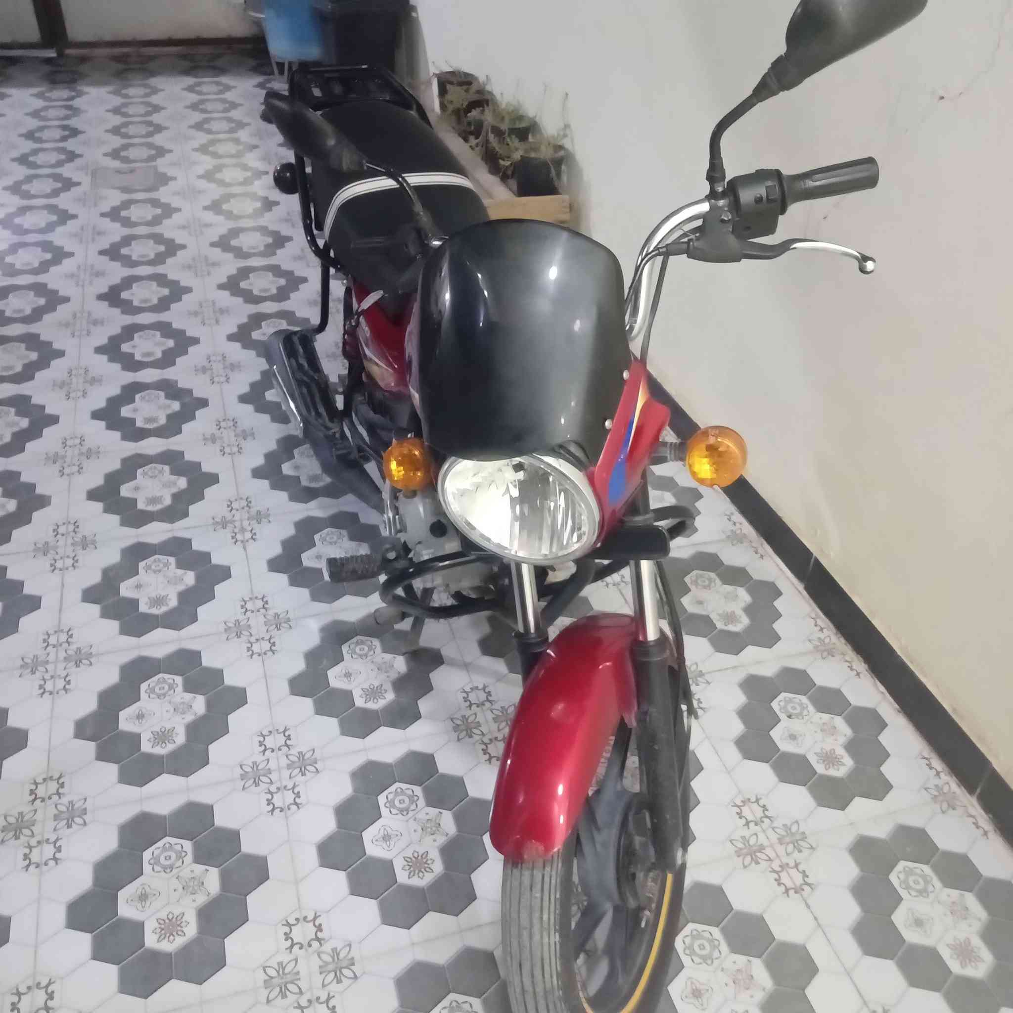 يا الله دراجه بوكسر كلاسيك البيع موديل ٢٠ أوراق اصولي شرط الترقيم محرك ابلدي مامفتوح الله شاهد مابي اي نقص المكان اديالى تقاطع الوجهيه التصال علا الرقم ***********
