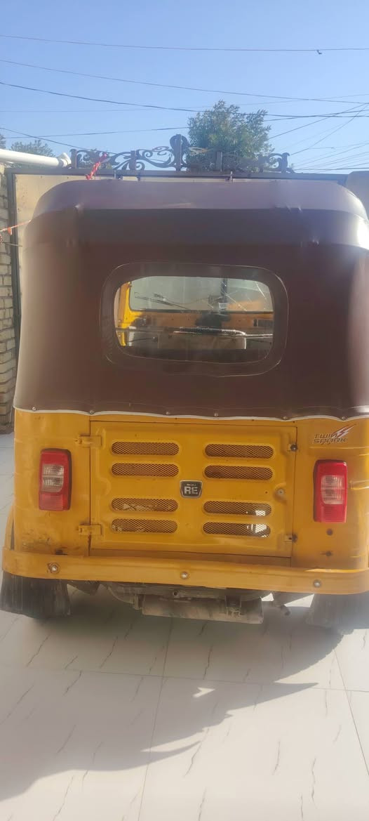 السلام عليكم تكتك 20 شهر ال 12 تكتك جاهزه كبل للشارع جديده السعر 4600 وبيها مجال الاستفسار تصل ***********
