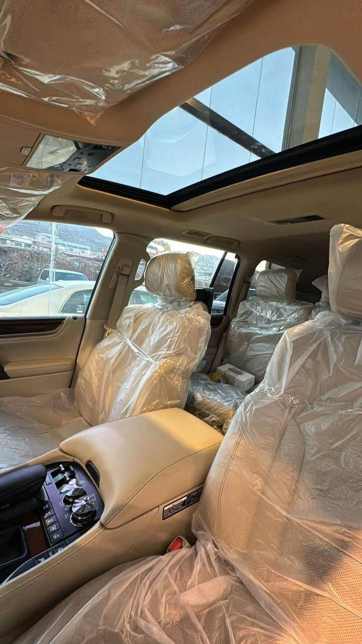 لكزز موديل 2019 سوبر سبورت فول مواصفات ماشي 90الف km سياره جديد بدون صبغ  
ما بي اي نقص 
*********** دهوك, العراق
