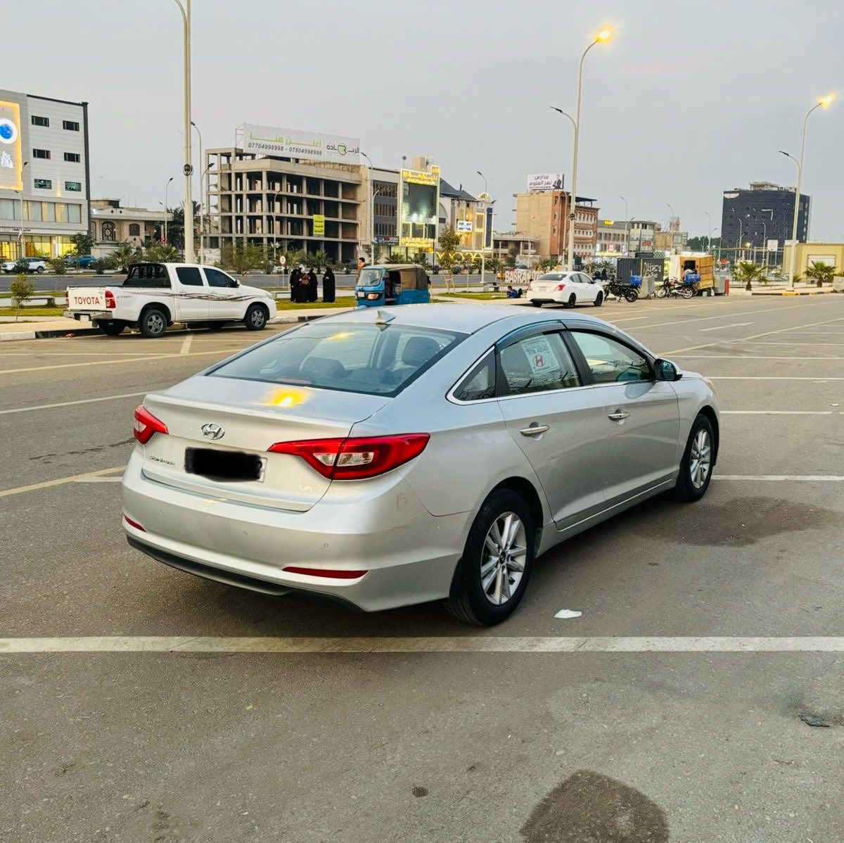 سوناتا 17 غاز كص جنطة السيارة كفالة محرك وكير وحدادية وتبريد جاهزة للاخير السعر 56 بيها مجال بسيط مكاني البصرة فول عدا الفتحة بصمة السيارة  
للاستفسار ***********
