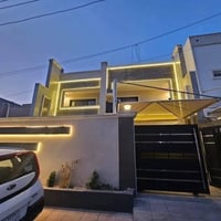 دار 200 م للبيع واجهة 10 3 طوابق يحتوي على 7 غرف نوم  وصحيات عدد 5 حي ...