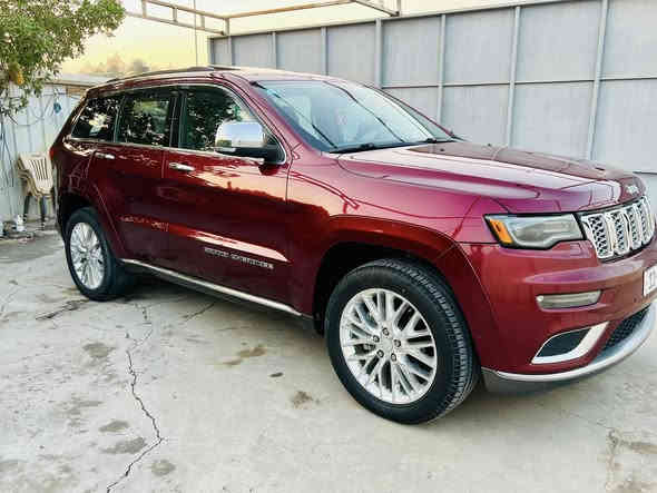 للبيع جيب سومات رقم بغداد موديل 2018 اكلين السياره بدون حادث غني التعريف عنه السومات جديده لوك السياره مكينه 3600 م ***********
