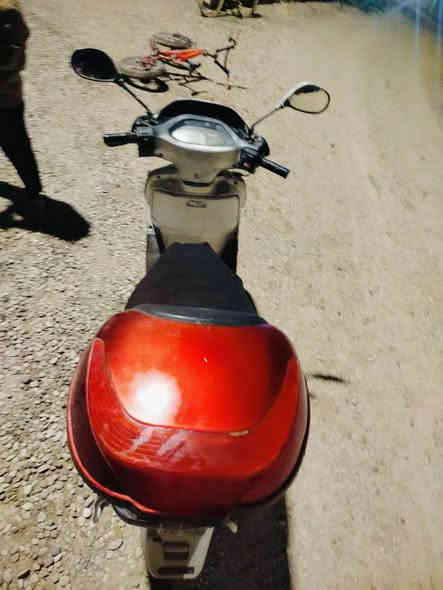 السلام عليكم موجود دراجه فراشه للبيع سعر 300 وبي مجال قليل المكان ديالى خانقين للاستفسار *********** وبي واتساب
