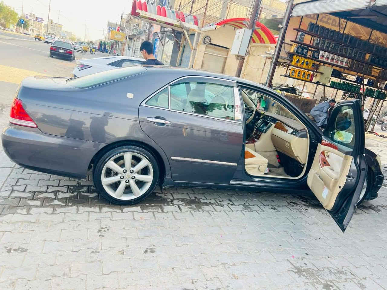 سلام عليكم 
الحلال لبيع
شاهينه2003مكفوله كفاله عامه 
سياره كلشي ما عايزه
بس فحص بدون كمرك
مكاني النجف حي الجزيره
السعر ٧٥
***********
