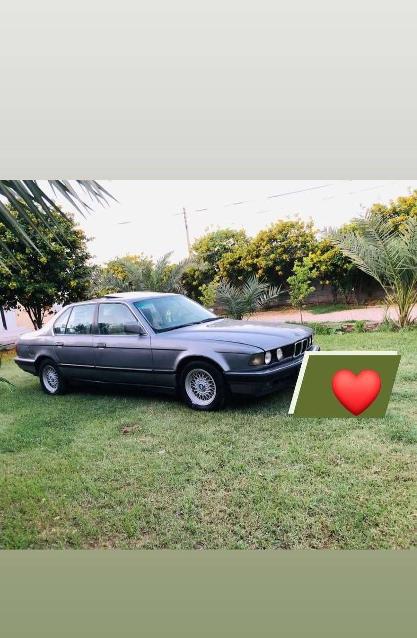 سلام عليكم سيارة BMWحجم 730 كير محرك كفاله تبريد ثلج ويه السويج كهربائيات كله شغاله عالي ناصي اشاير دبل جام كهربائي تنته شغاله موديل 91مصبوغه عمام بيه ضربه بل جنطه سياره متعوب عليه او جاهزه رقم بغداد تحول مباشر سنويه ل27السعر 43بيه مجال بصيط مكاني بابل محاويل قريت البعلوان ‭‭

‭٠٧٧١ ٩٤٦ ٥٢٦٨
