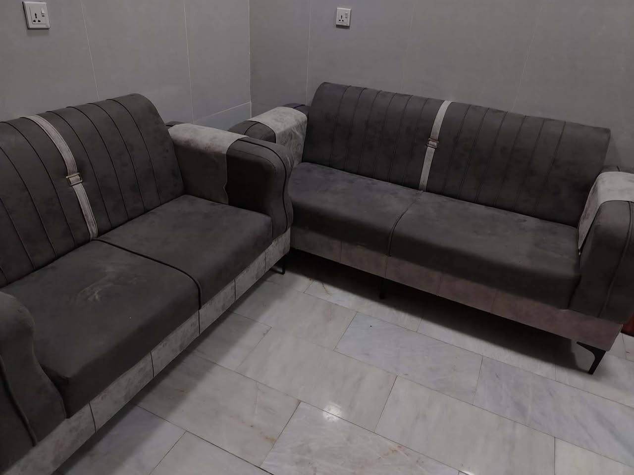 تخم قنفات للبيع
السعر ٣٠٠ وبي مجال
بغداد. العامرية
للاستفسار ***********
