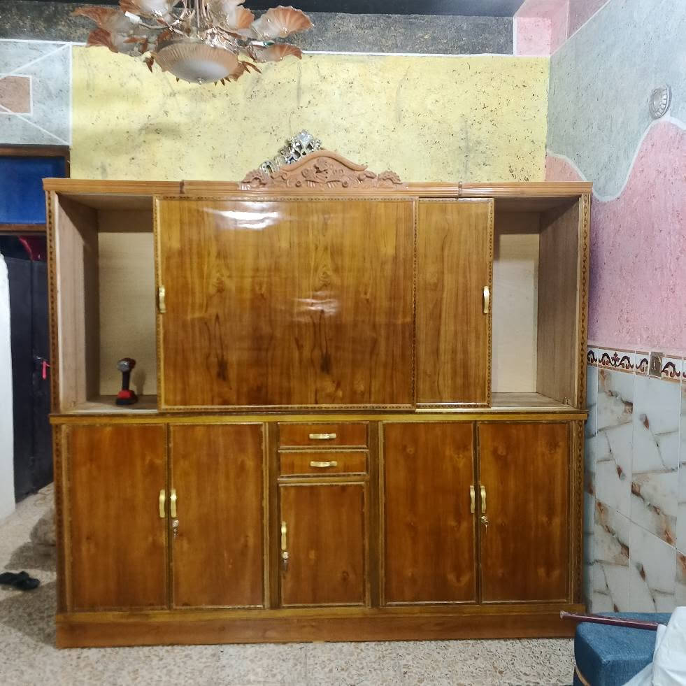 بوفيات اثنين تزكام نجارة وحده طولهه مترين ونص وارتفاعها مترين و30   وثانيه متر ونص طولهه  مكاني العزه القديمه قرب الجامع *********** دهل اوران, واسط
