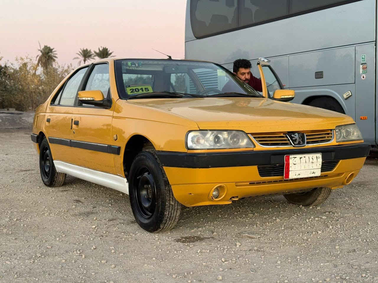 بيجو 405 كير ومحرك فرنسي تخم تاير باتري جديد دينمو جديد تدفئه تبريد تحويل ثاني يوم بيهه فقط جاملغ خلفي فقط  السعر٤٥ اوبيهه مجال لاتصال ‏‪***********‬‏
