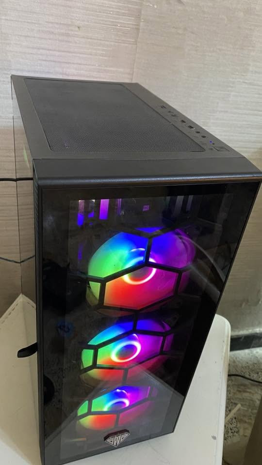 السلام عليكم
Core i5 13400f
Cooling : مبرد هوائي
RTX 4060 8g OC EDITION gigabyte 
RAM : 16 8*2 3200 Kingston 
M.B : Asus h610m d4 
SATA : m.2 Nvme 512 WD
PSU : 650W
كيس اسود اربع مراوح RGB
السعر مليون و 75 الف
مكاني بغداد البلديات متوفر توصيل 🚚 
***********
