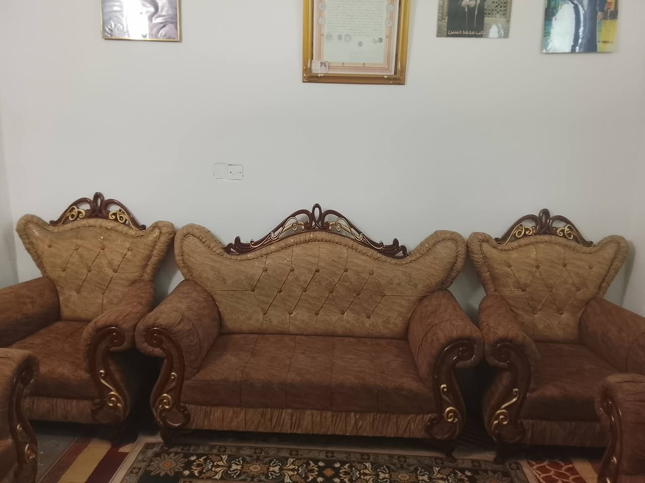 سلام عليكم تخم لبيع عشره مقعد 375مكان بياع تقاطع درويش مستعمل شي بصيط***********
