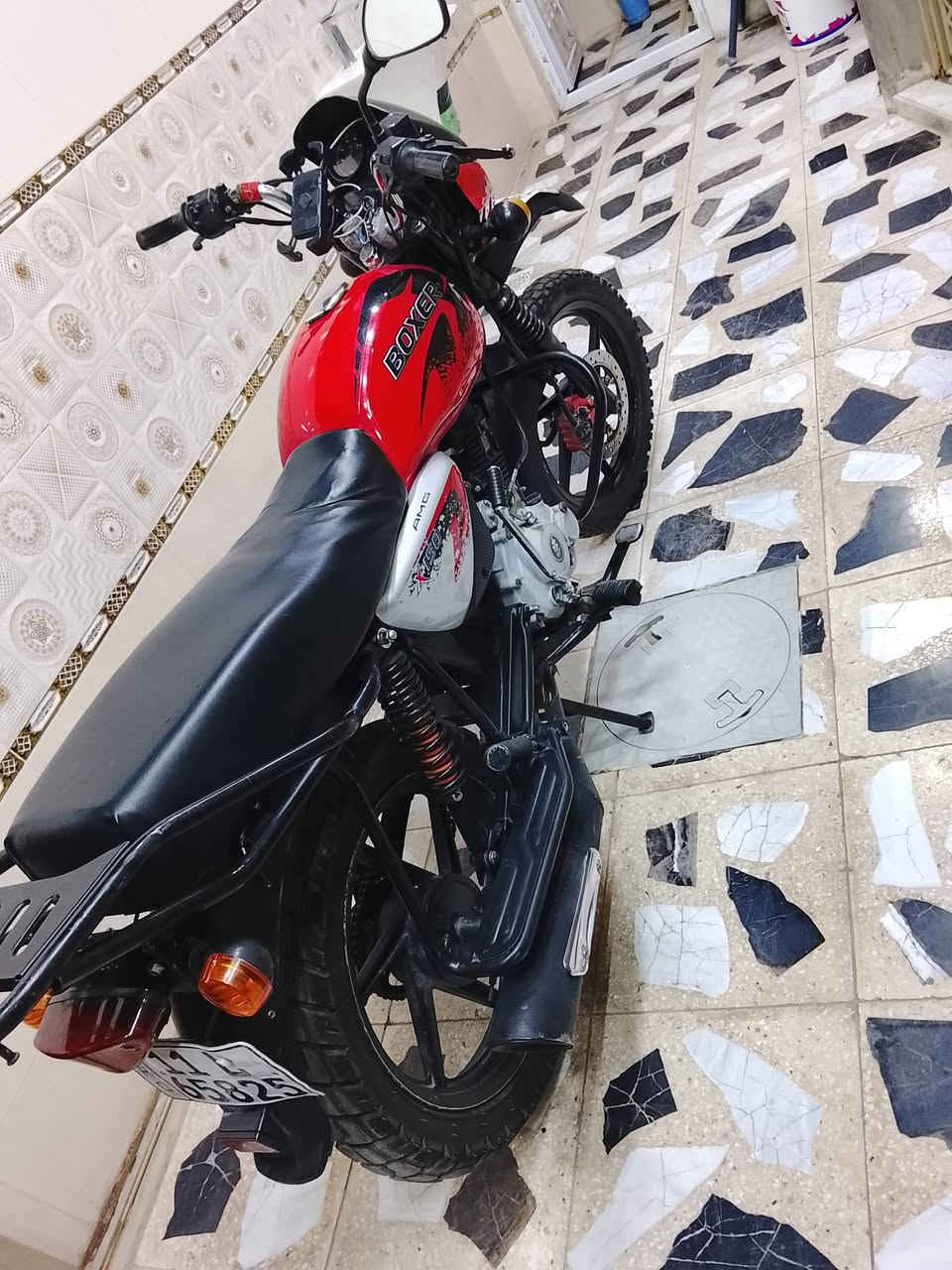 سلام عليكم ورحمه الله وبركاته اخوان دراجه بوكسر 22خير من الله مرقمه تحويل مباشر بسمي  شباب الدراجه مجفته تجفين مال جناي يعني خير من الله ناعمه تصل وخادمك مكان بغداد الحبيبيه ه‍ ***********
