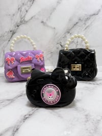 جنط جملة ومفرد  للطلب والاستفسار واتساب   07877740479