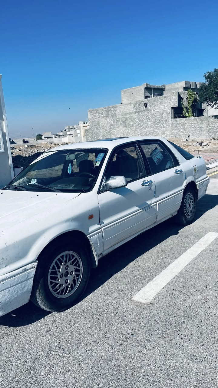 سياره جاهزة من كل النواحي 
سنويه باسمي لل29 
كير اوتماتيك 
تبريد نقص فقط كمبريسر شرط 
للاستفسار ***********
سعر 38 
مكان / ديالى جلولاء
