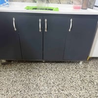 كاونتر للبيع نضيف جدا ب450 الف وبي مجال العنوان الامين 07703572858