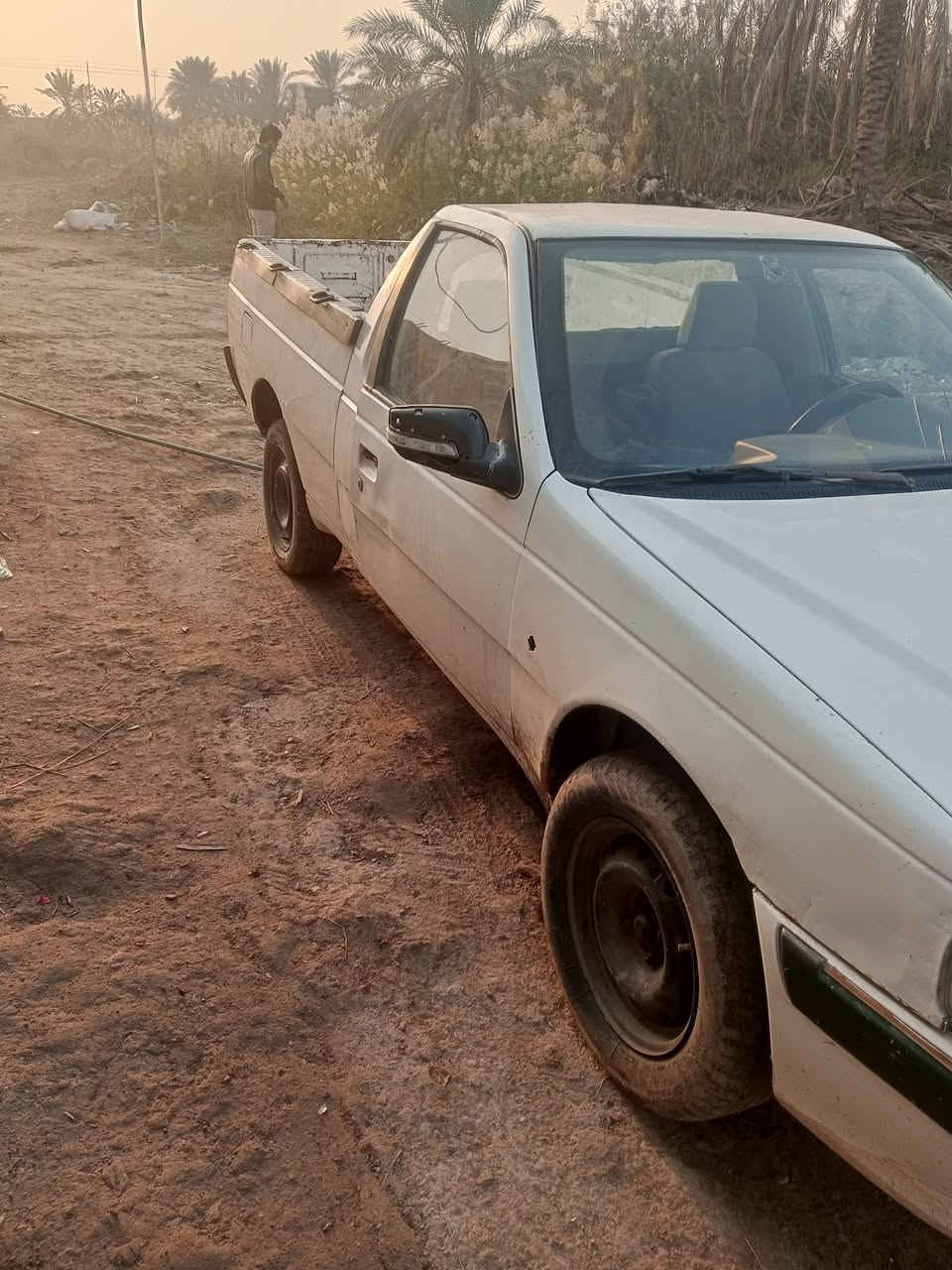 سلام عليكم سياره للبيع موديل16 سياره بيجو السعر 23وبيها مجال قليل***********
