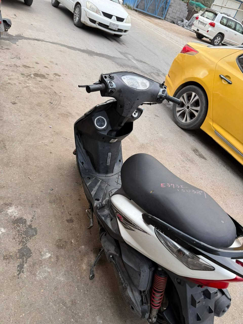 سلام عليكم (( ***********
ماكس ثعلب كابريتر 
مكينه بلادي شرط 
🤍🖤🤍
سلف هندر كله شغال 🔥
كفرات بلاديه 🪬
اشاير لايت عالي ناصي اربع اشاير كله شغال 💥

📍 العنوان بغداد كريعات قرب حسينية ابي تراب 
للأتصال  ***********
 @ للجميع
