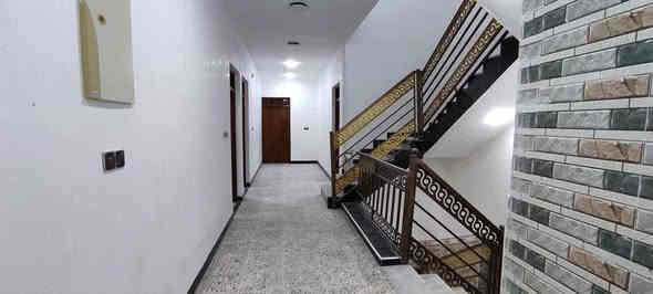 دار معروض  للايجار طابقين
الموقع الرمادي حوز  قرب جامع بر الوالدين
 يتكون من٥غرف نوم صاله  أستقبال مطبخ جبير كلش 
حمامات داخلي وخارجي كراج 
✅ الخدمات كاملةالسعر 700  
💬للأستفسار مراجعه 
       مكتب مصطفئ العلواني للعقارات 
    ***********   📲
🌐الرمادي الشركه مجاور اعداديه فلسطين
