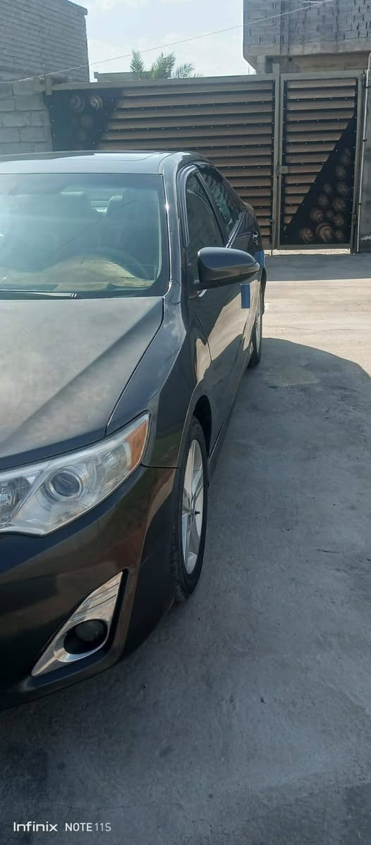 السلام عليكم لبيع كامري 2012وارد امريكي السياره فول مواصفات السياره واحد على واحد تخم تاير تبريد شغال جاهزه من كلشي مابيه اي نقص رقم بغداد انكليزي السعر 115 الاستفسار على الرقم ***********
