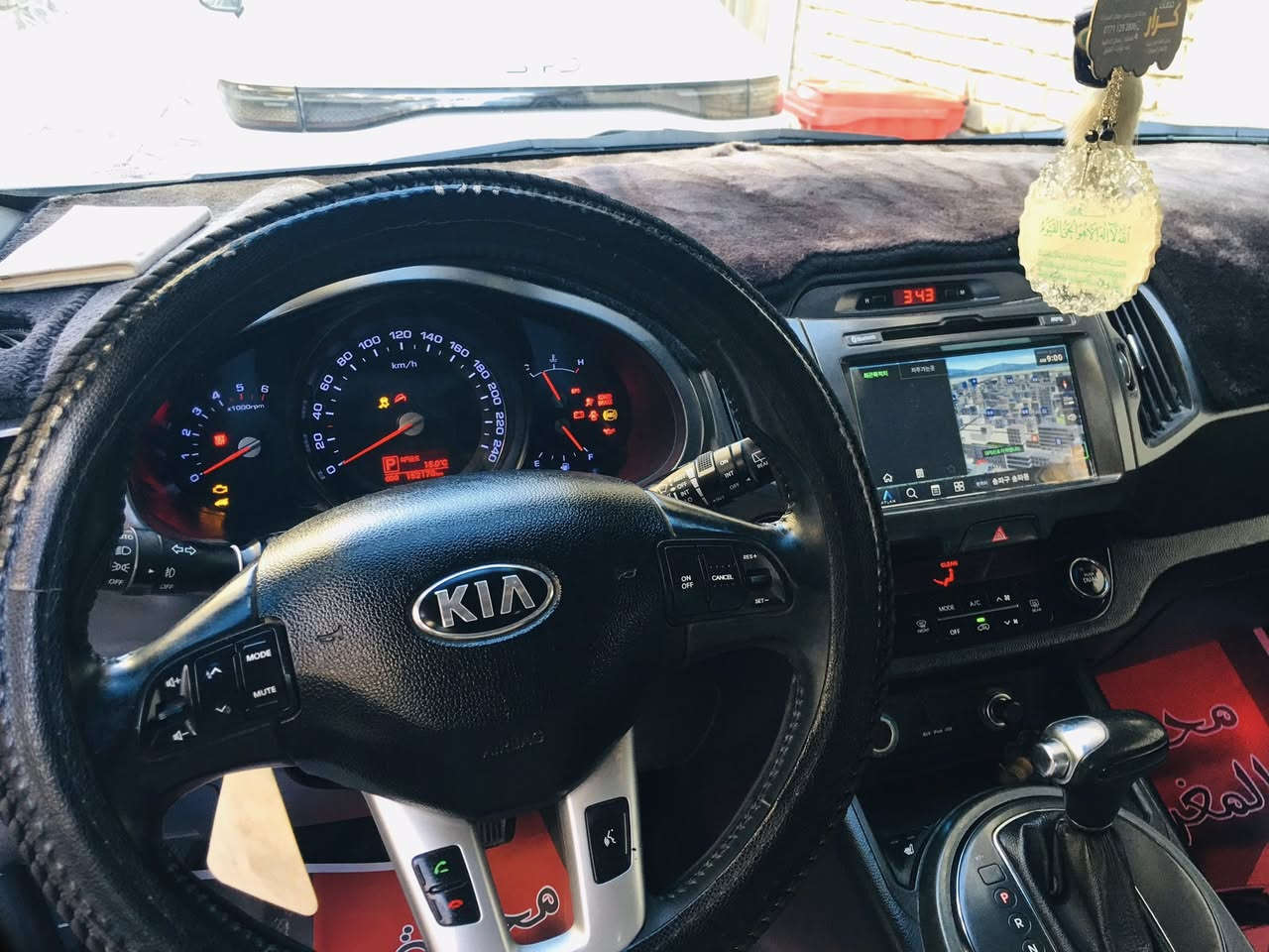 سلام عليكم كيا سبورتج كاز موديل 2014 موصفات تدفئه تبريد كشنات جلد فول عدى الفتحة ادوات  كصه جنطه  متومه  كامل سنوية ورقم وياها كاملة جاهزة من كلشي بغداد السعر 52 $ ورقة وبيها مجال 
***********
