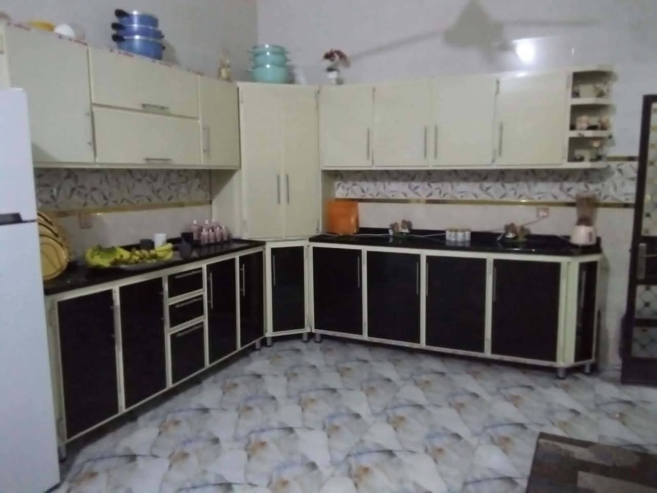 بيت للبيع دباب خلف الحسينيه  بسعر مناسب للاستفسار الاتصال على الرقم ***********
