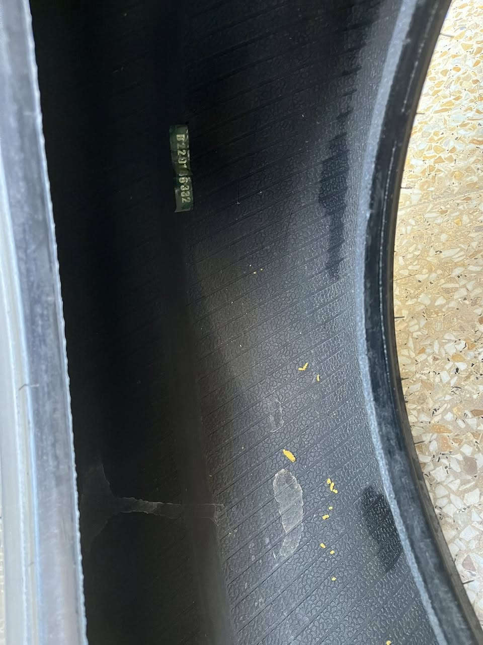 من رخصه مدير الكروب
سلام عليكم
تخم تاير نوع خشن لقمه وسط
صيني درجه اولي
 بدون ضرب
بدون فطر 
بدون بنجر
السعر300وبي مجال بسيط
رقم الهاتف***********
