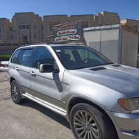 اكس 5 • ٢٠٠٠ • محرك V8
