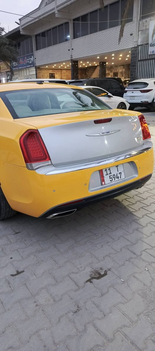 السلام عليكم أوباما تكسي موديل 19اصل رقم بغداد بااسمي خليجي كفاله عامه داخل ابيض  ويل 18تخم تاير حساسات أمامية خلفيه كلش جديده مكاني بغداد السعر 280للاتصال ***********مصطفى
