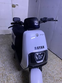 دراجه ريان شحن كلش نضيفه بصمه عدد2 تشغيل عن بعد تمشي 65كيلو دراجه صارل...