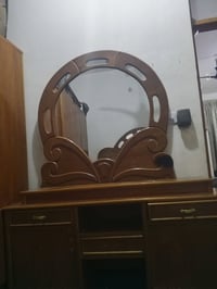 ميز تواليت • حلة شارع 30 • جنب دكتور مثنى