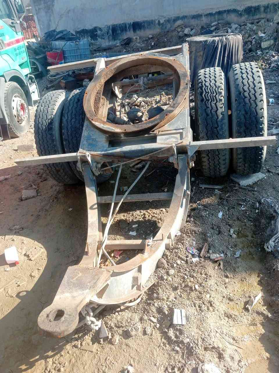 كرسي ألماني تايرات 24 تخم جديد دنكير 16.   ***********@***********
