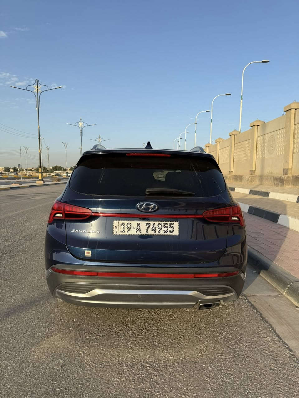 سنتافي 23
رقم كربلاء وارد امريكي 
فول مواصفات
السيارة كلش جديدة مماشية هواي
السعر 220$ بيهة مجال
***********
