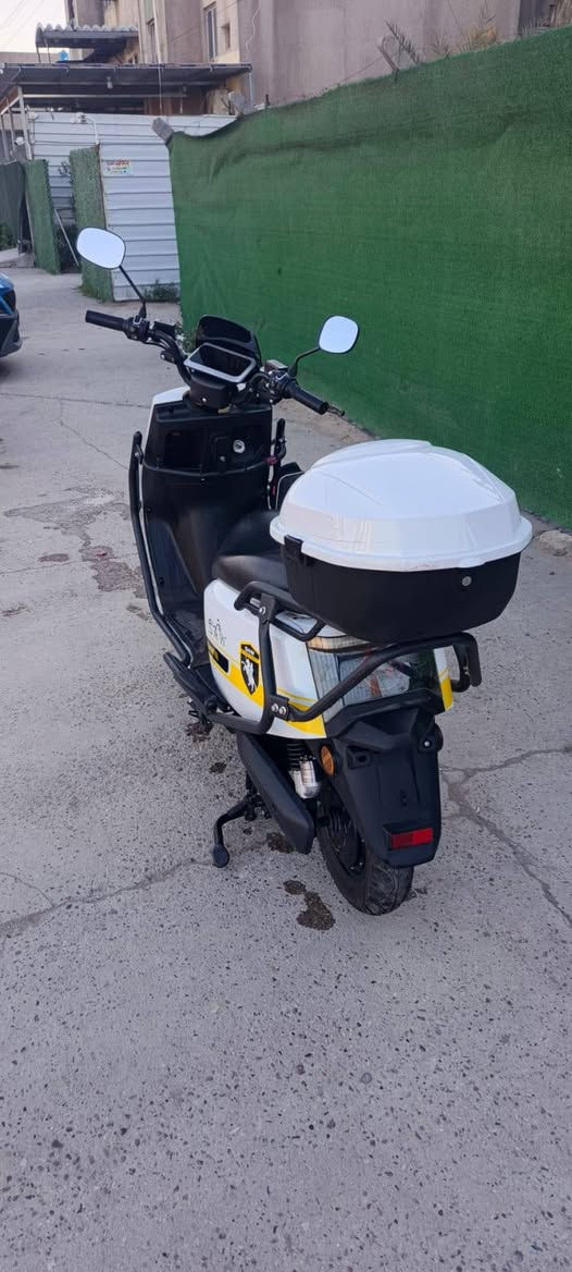 درجه للبيع شحن السعر 600 الف
 6 باتري 2026
سرعه 60
زوج تايرات جديد ***********
