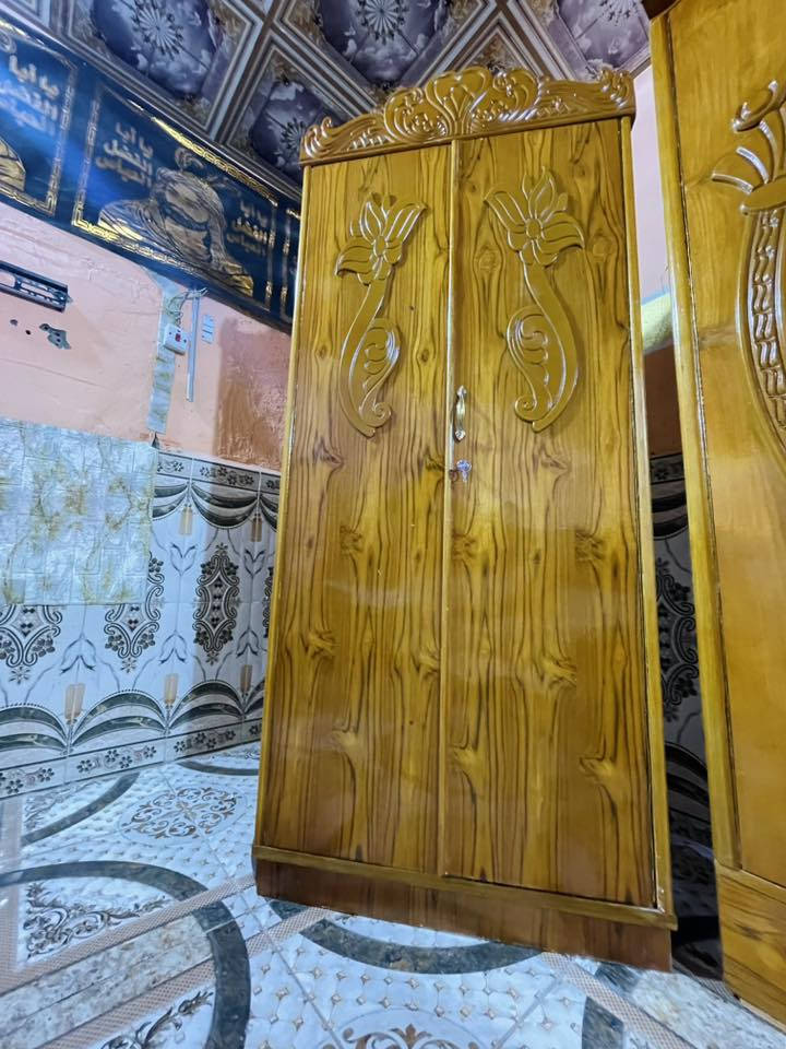 غرفه عراقيه نظيفه كلش زلق مابيه البيع سعر 950 وبيه مجال قليل  رجآ مو شراي لايتصل ***********
