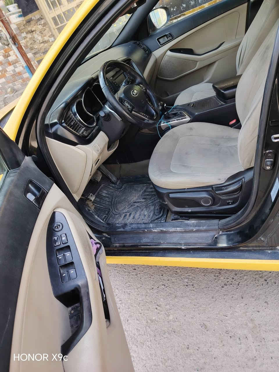 السلام عليكم كيه اوبتيما ٢٠١٣ مكينه وكير جدد وحداديه جديده كهربائيات كله شغاله سياره حيل حلوه صاحبه متوفي ٦٣ ورقه وبيه مجال بسيط *********** بغداد مدينه الصدر
