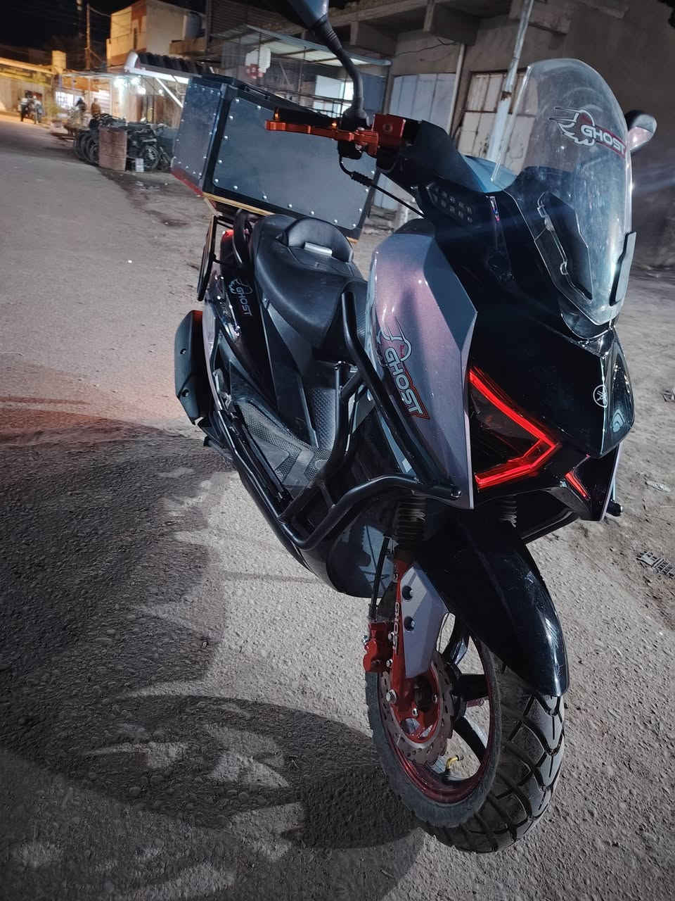 ماطور اوتوماتيك جديد للبيع صار شهرين من أخذته السعر مليون و300 وأماكم الصور
للتواصل الاتصال بالرقم ***********
