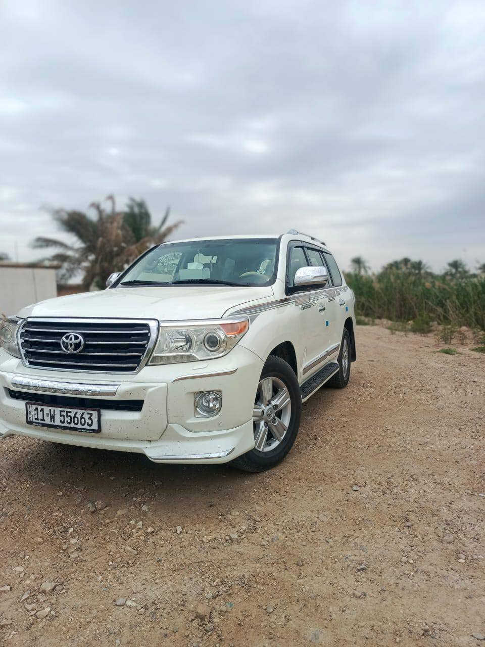 لاندكروز ٢٠١٤ السيارة مصبوغ الصفحة اليمنة بدون تكم بيع او مراوس بسيارة اقل مكان السيارة بغداد الغزالية 
*********** او *********** وات ساب بهن اثنينهم السعر ٣٤٥
