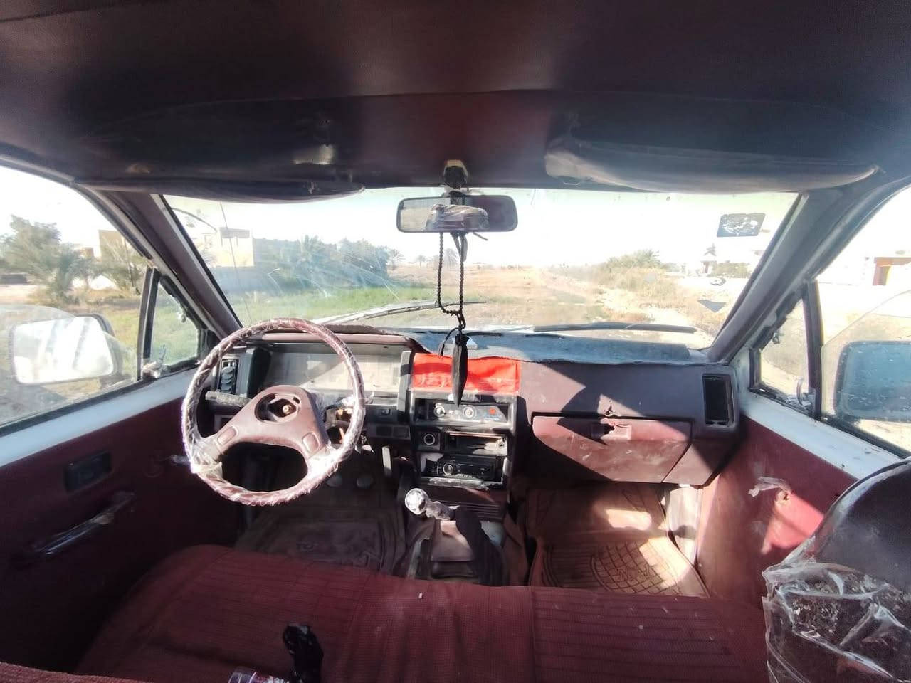 السلام عليكم سياره نيسان البيع مديل 91 رقم بصره تحويل ثاني يوم سياره مكفوله محرك وكير وشاصي سنويته  29 كهربايات كلها شقاله سياره حلوه ومال جناي سعر 24 وبيها مجال مكان سياره سماوه
الستفسار اتصل على الرقم ***********
